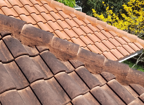 Milton Keynes roof tiles jetwashed clean